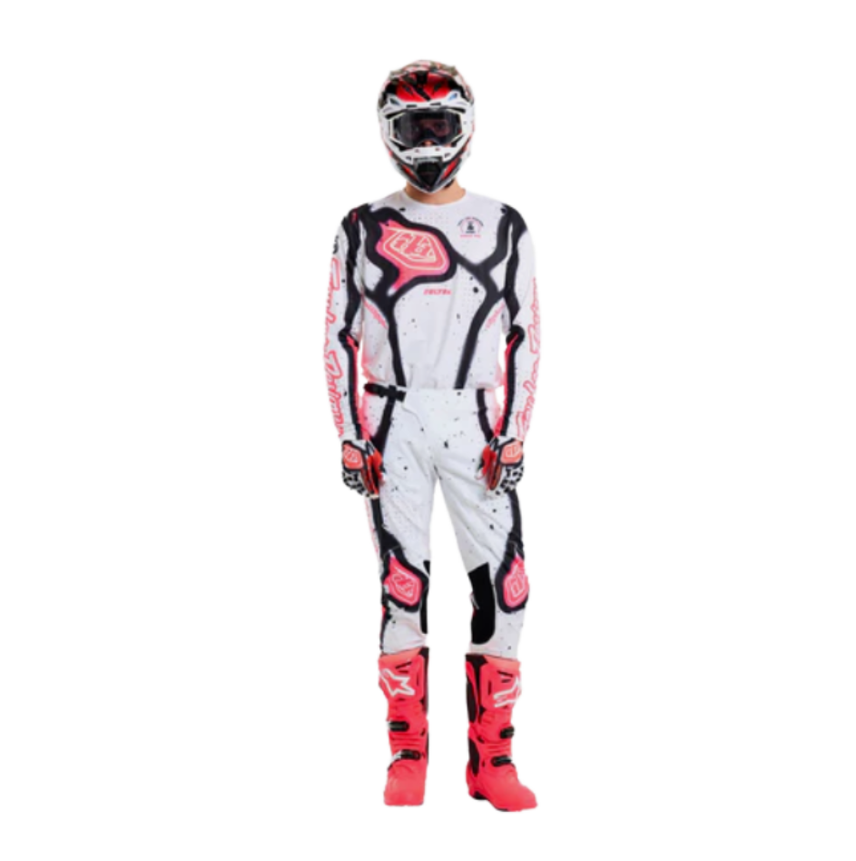 White / Infra Red
