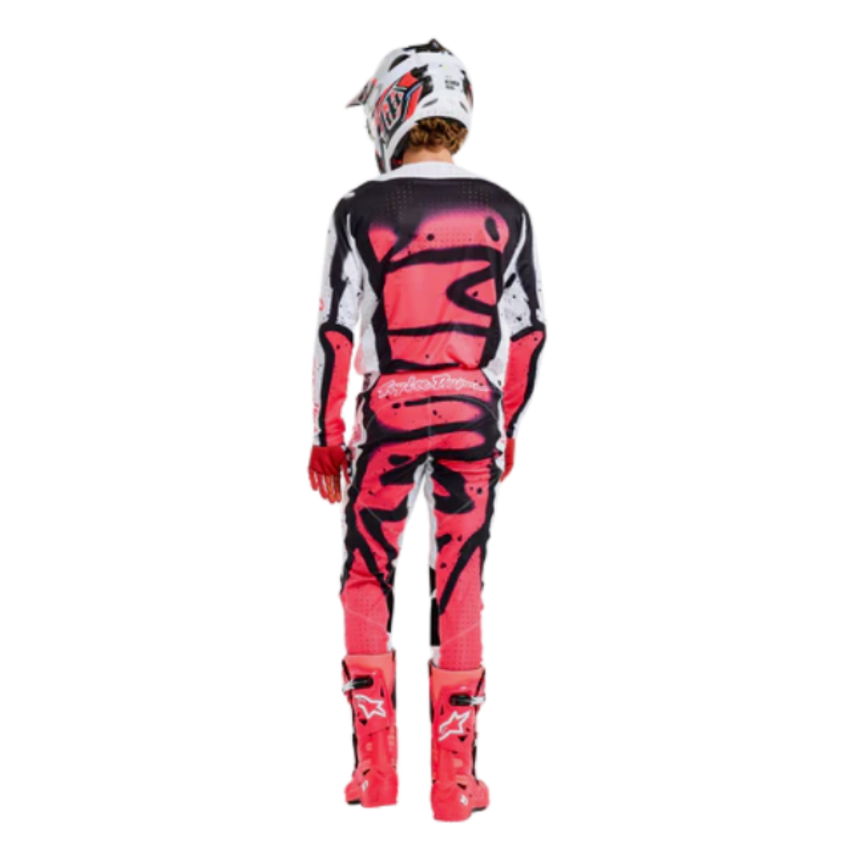 White / Infra Red 
