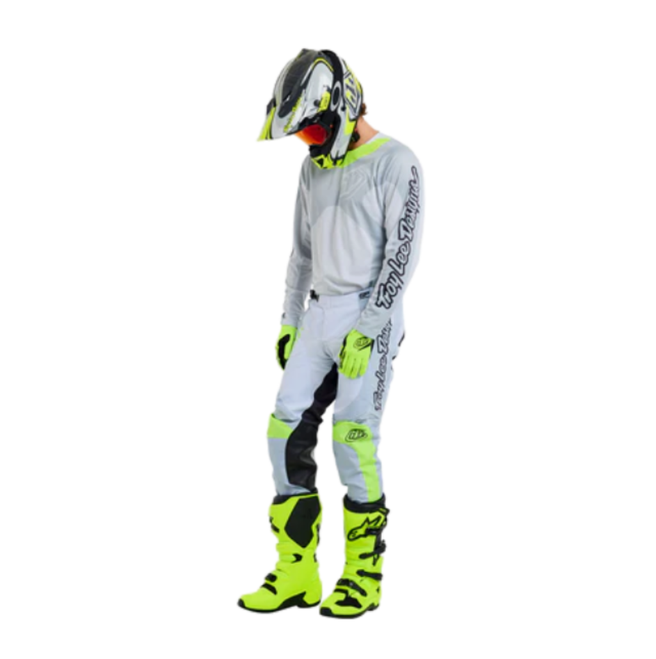 Vapor / Gray