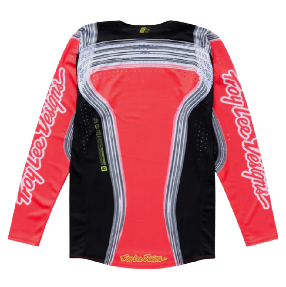 Infra Red / Black