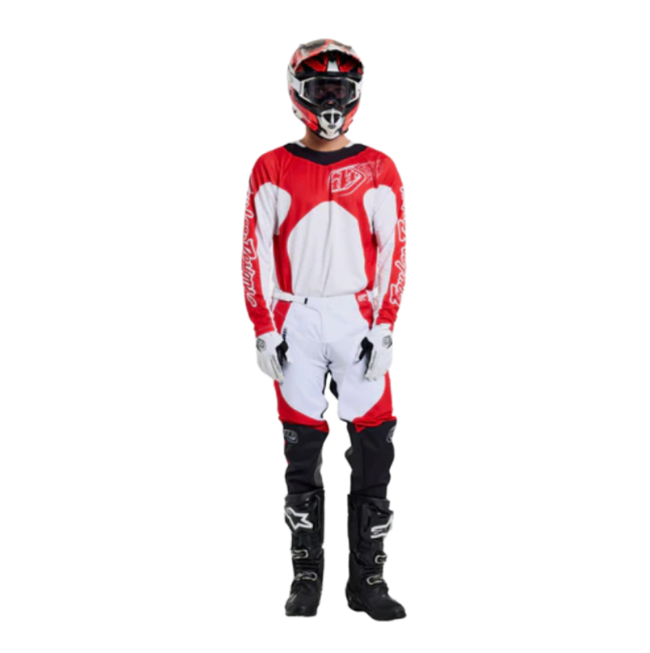 White / Red
