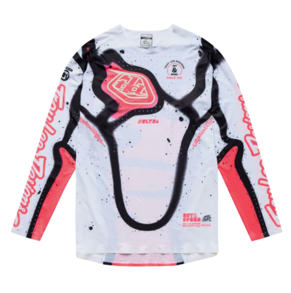 White / Infra Red 