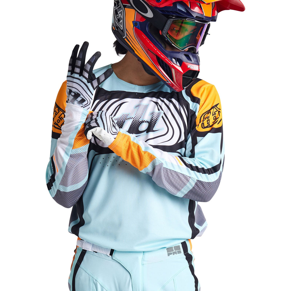 SE Pro Wavez Gear Set